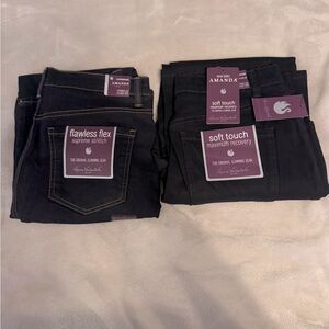 2 pairs Gloria Vanderbilt Jeans